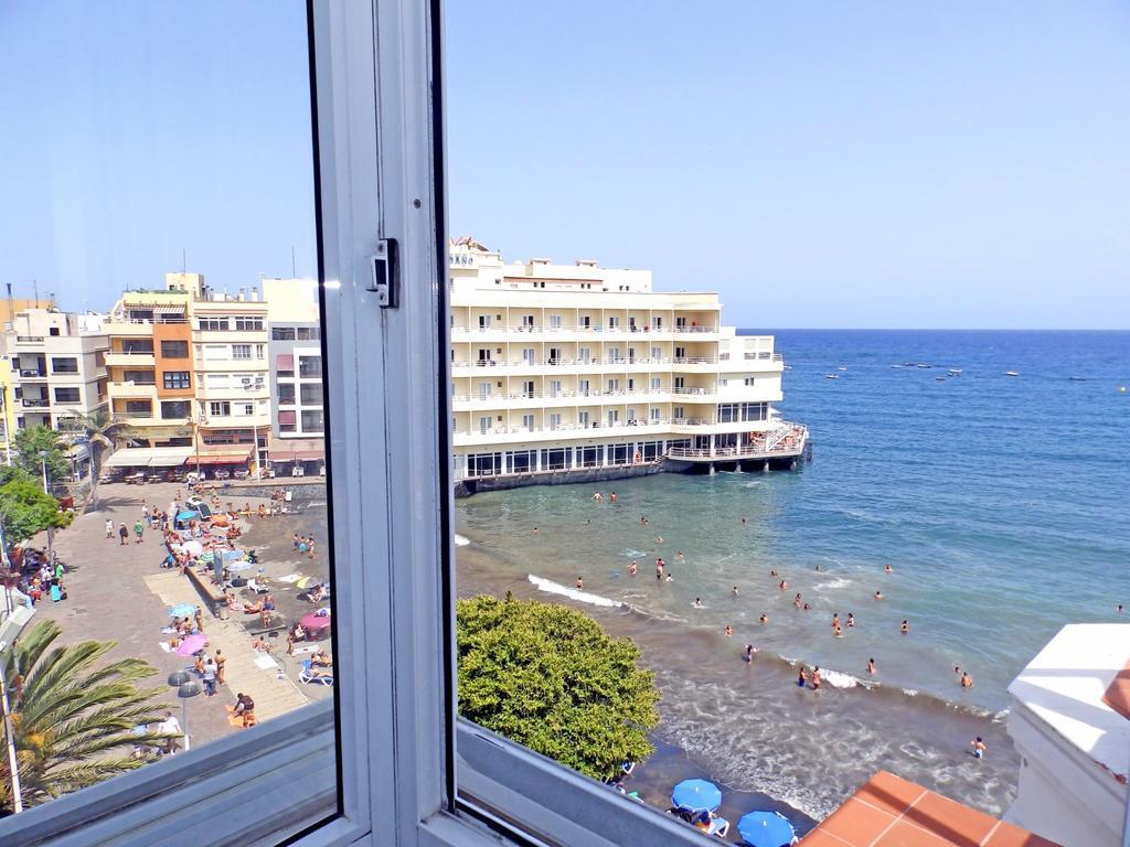 Apartamentos Medano - Atico Playa El Medano  Room photo